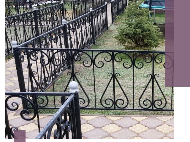 Кованые газонные ограждения под ключ в Ступине